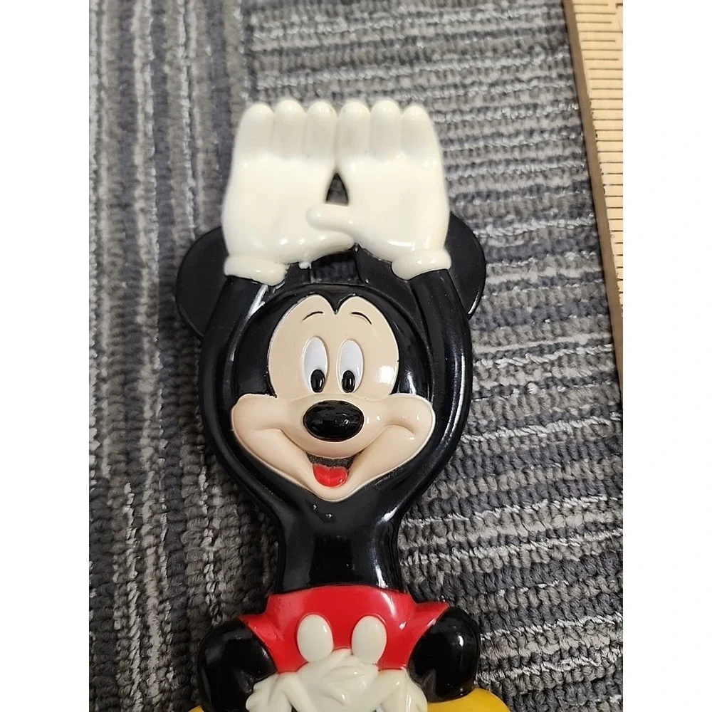 Disneyland Mickey Mouse, Donald Duck, & Goofy Back Scratcher - Walt Disney World